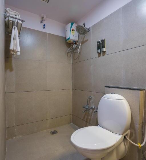 חדר דחוקס עם מיטת קינג, Downtown