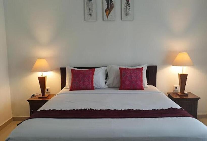 חדר דלוקס, Gapul Penida