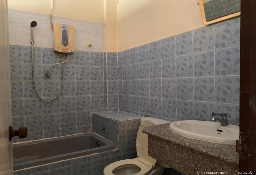 غرفة إقتصادية, โรงเเรมลพบุรีซิตี้ Lopburi City