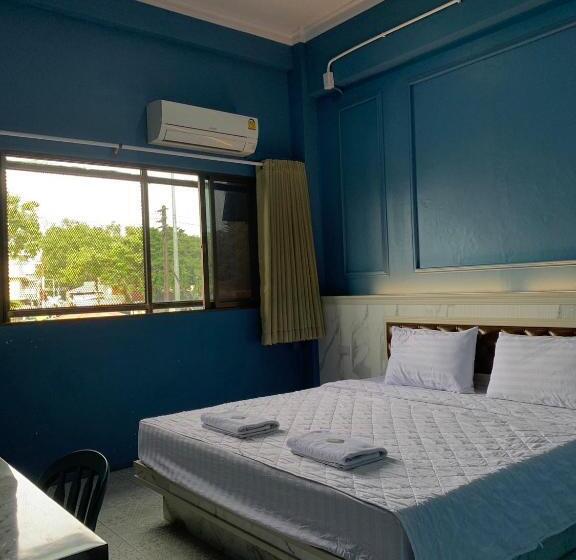 غرفة ديلوكس, โรงเเรมลพบุรีซิตี้ Lopburi City