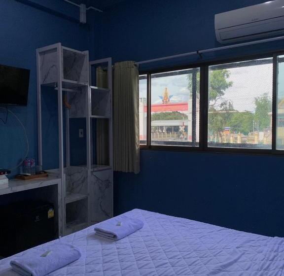 غرفة ديلوكس, โรงเเรมลพบุรีซิตี้ Lopburi City