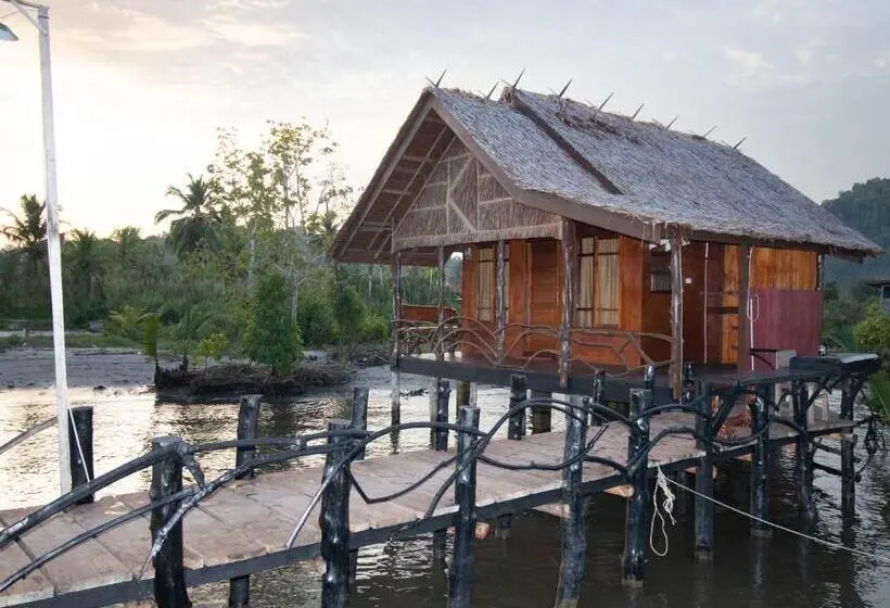 スタンダードルーム, Novali Surf Retreat Mentawai