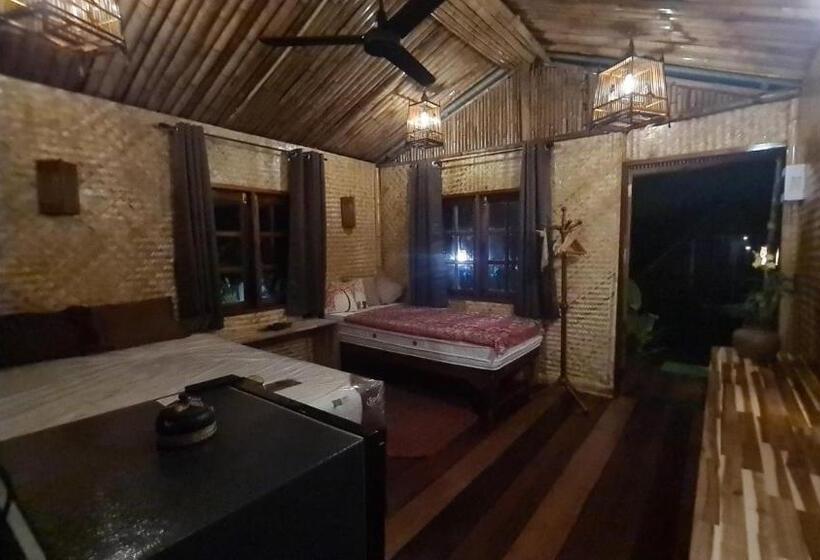 스탠다드 룸 산 전망, Tee Bungalow In The Jungle