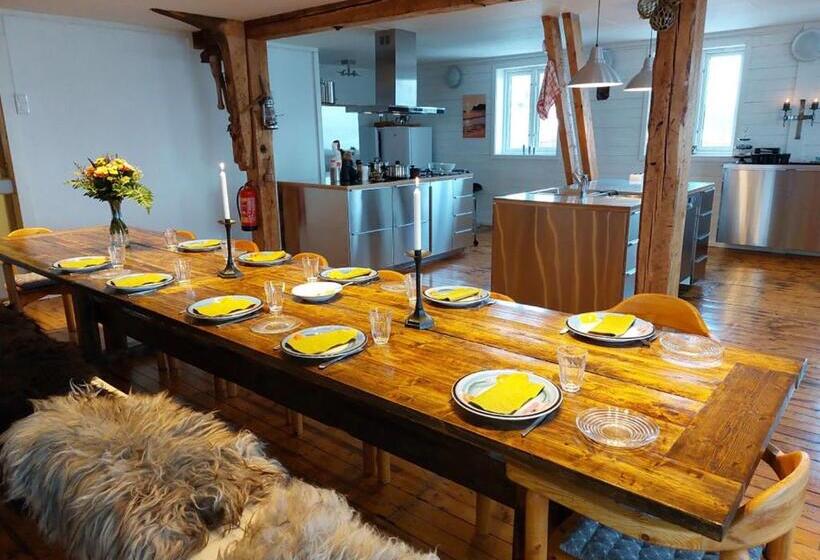 Номер Стандарт Трехместный, Arctic Ocean Lodge