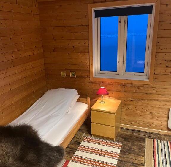 Номер Стандарт Трехместный, Arctic Ocean Lodge