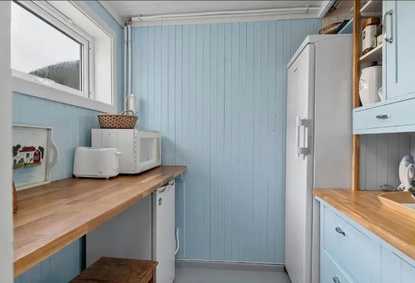 اتاق استاندارد یک نفره, Arctic Ocean Lodge