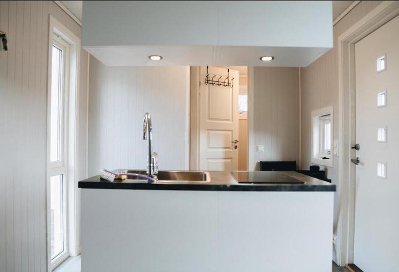 Апартаменты 1 Спальня с Видом, Arctic Ocean Lodge