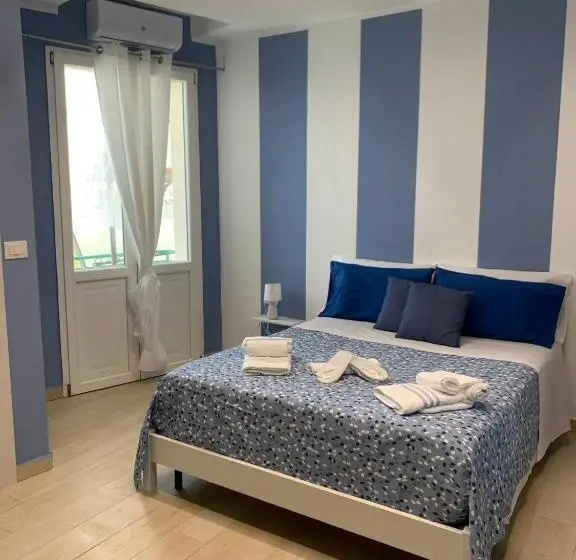اتاق استاندارد با بالکن, Blueinfinityroom