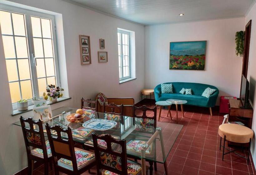 Дом 3 Спальни, Casa Dos Castanheiros Guesthouse Azores