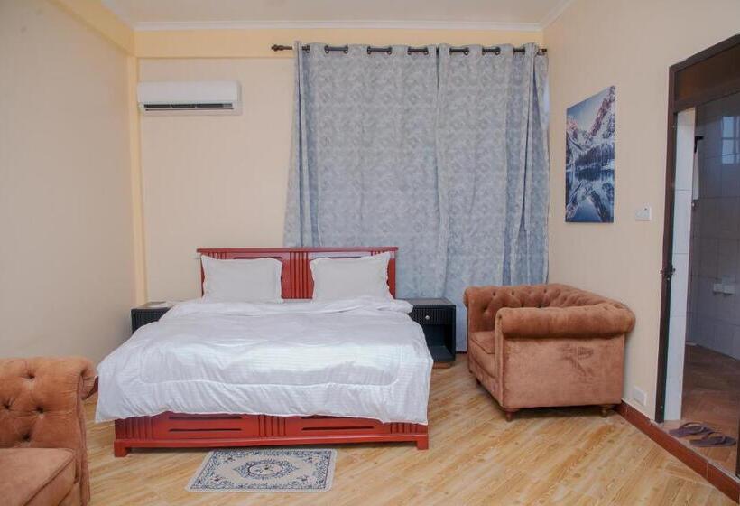 اتاق لوکس خانوادگی, Butiama Hotel Chanika