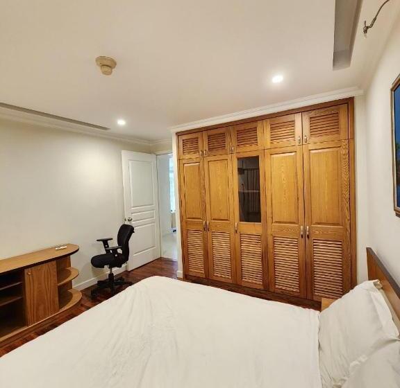 آپارتمان 1 خوابه, Hellen Rose   Hoang Van Thu