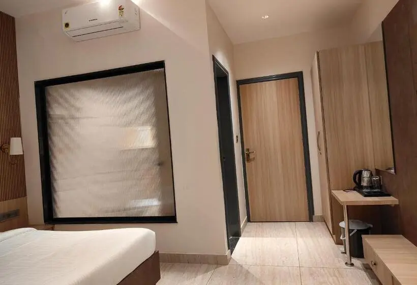 Quarto Superior Cama King, Edisson