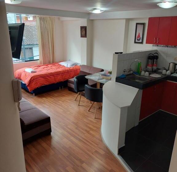 2 Bedroom Family Apartment with Views, Kenedy