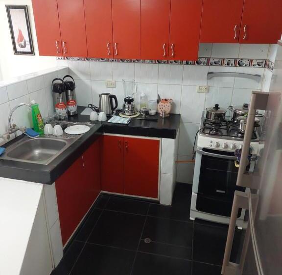 2 Bedroom Family Apartment with Views, Kenedy