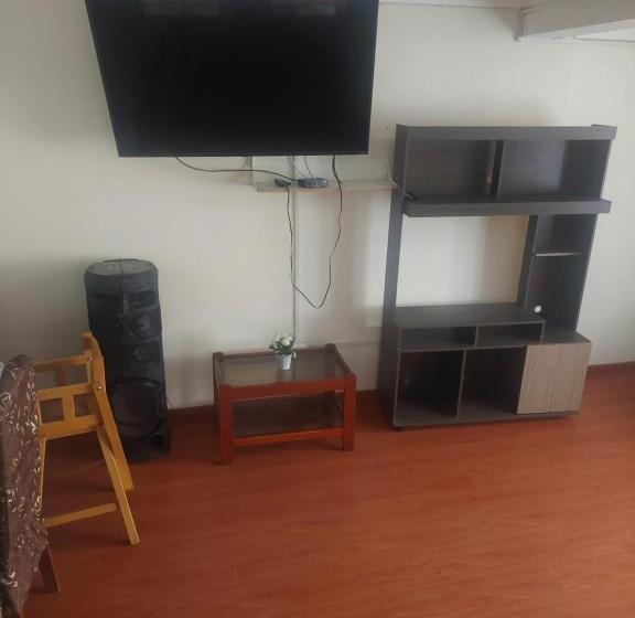 １ベッドルームアパートメント, Kenedy