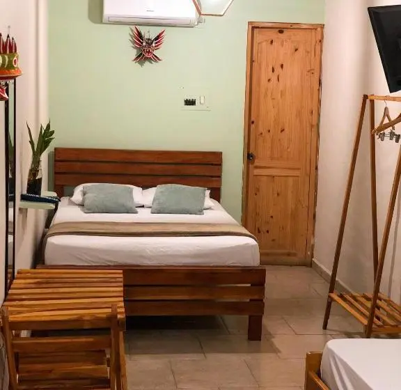 スタンダードルーム, Hostal Síndigo