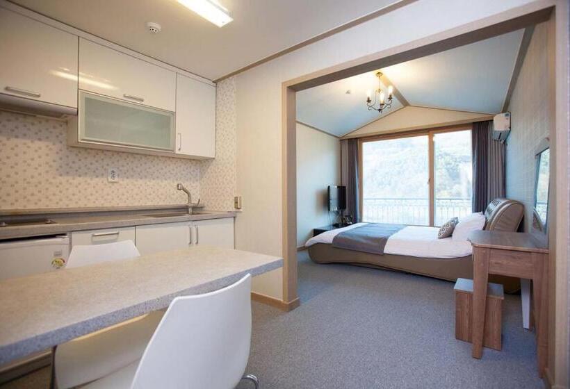 Номер Стандарт, Cheongpyeong Family Hotel Caviar Resort