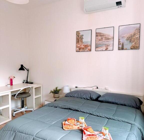 חדר סטנדרט, Adora B&b