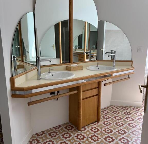 4인용 스탠다드 룸, Le Relais Du Puy