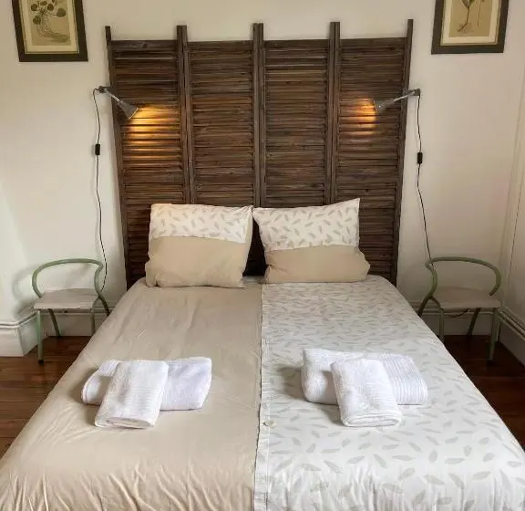 バス共有のスタンダードルーム, La Chambre Verte Du Gite De Vendome
