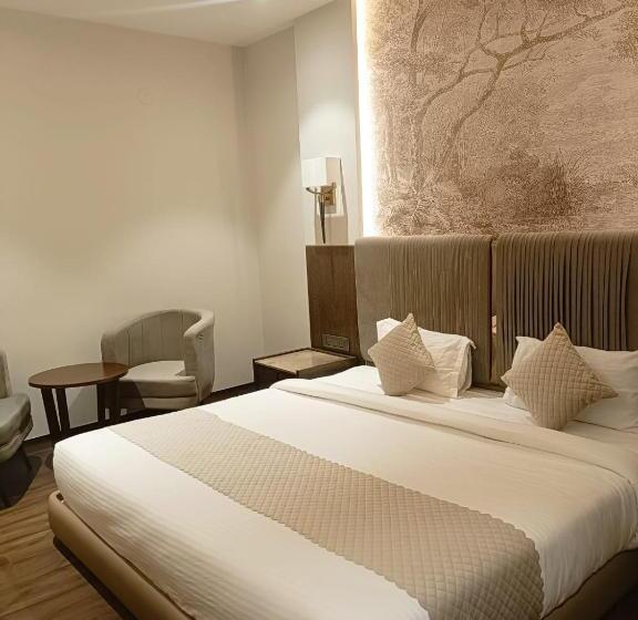 Номер Deluxe, Karlton Inn
