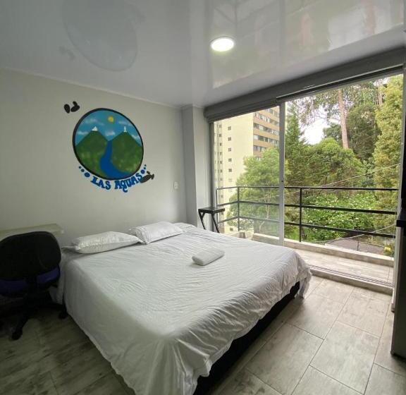 Студия Deluxe, Las Aguas Studios