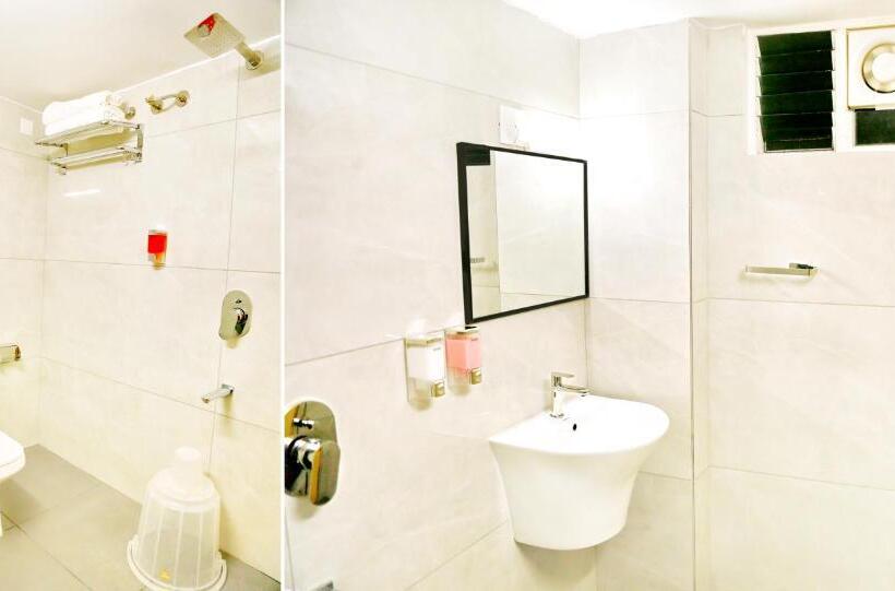 חדר סופריור, Oak Business