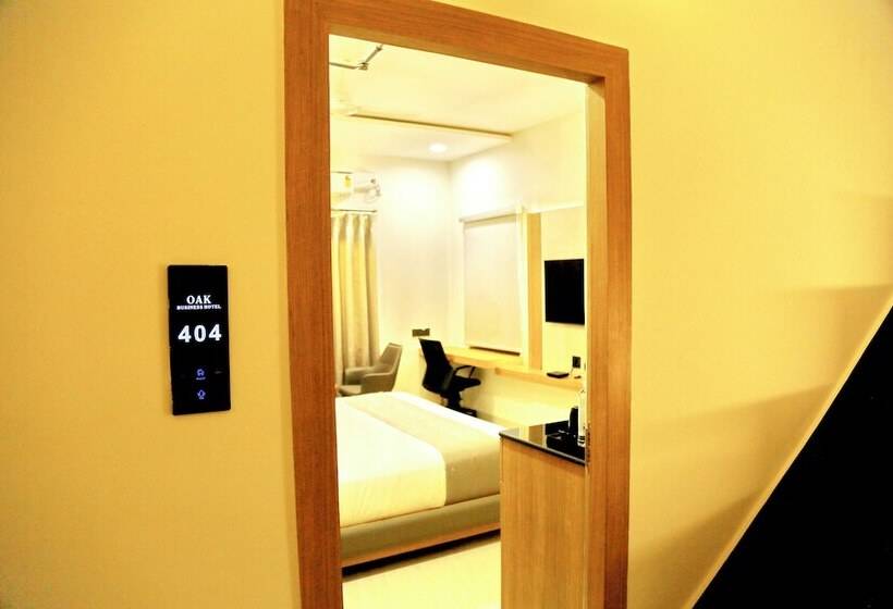 חדר סופריור, Oak Business