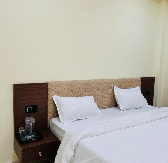 غرفة سوبيريور سرير كينج, Padmakar Kashi