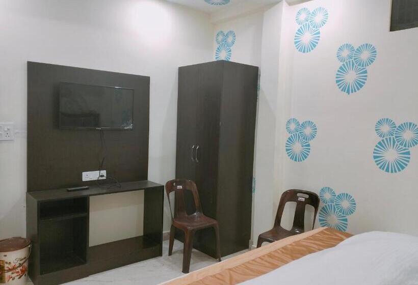 デラックスルーム, Super Hotel O Ayodhya