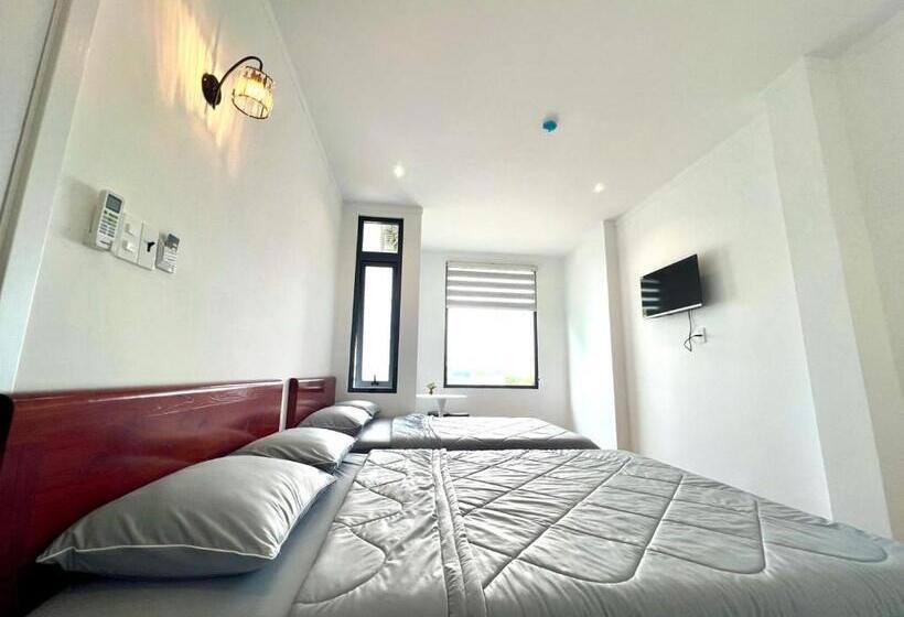 اتاق استاندارد با بالکن, Triệu Nguyễn