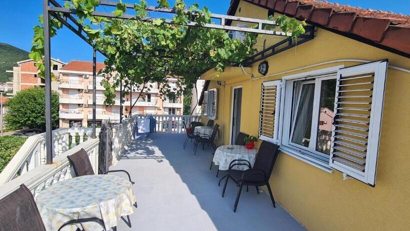 اتاق استاندارد با چشم‌انداز شهر, Guest House Andrea