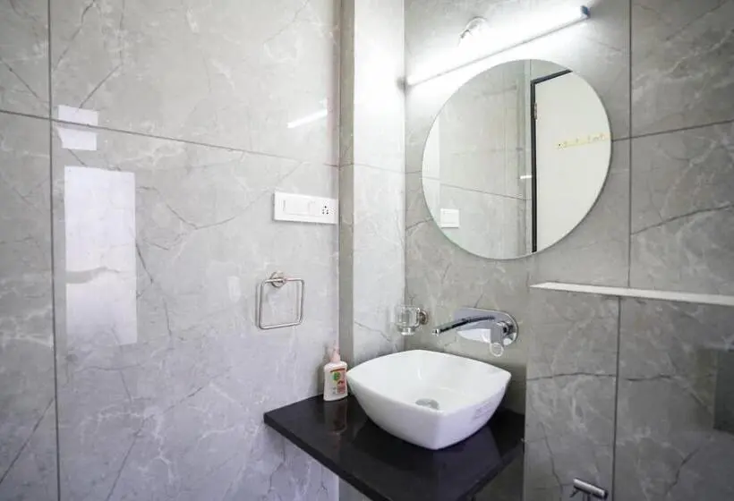 デラックスルーム, Sparksfly Service Apartments Kharghar