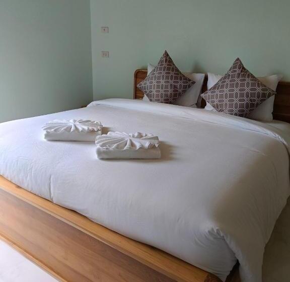 Стандартный Номер Кровать Кинг, Tanaporn Resort Bangsaphan