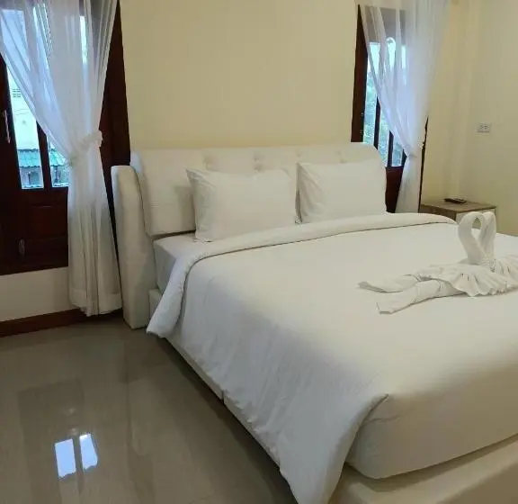 ２ベッドルームハウス, Tanaporn Resort Bangsaphan