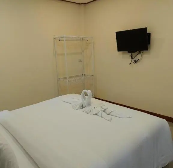 ２ベッドルームハウス, Tanaporn Resort Bangsaphan