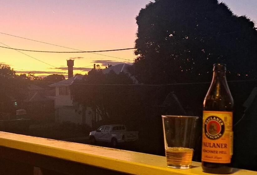 带大床的标准间, Brisbane 1960s Pool House