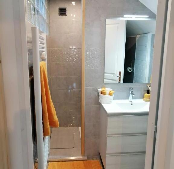 غرفة قياسية, Chambre D Hôtes à Mouleydier