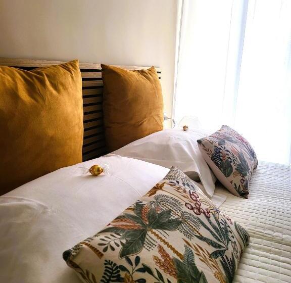 اتاق استاندارد چهار تخته, La Dimora Dell Arte