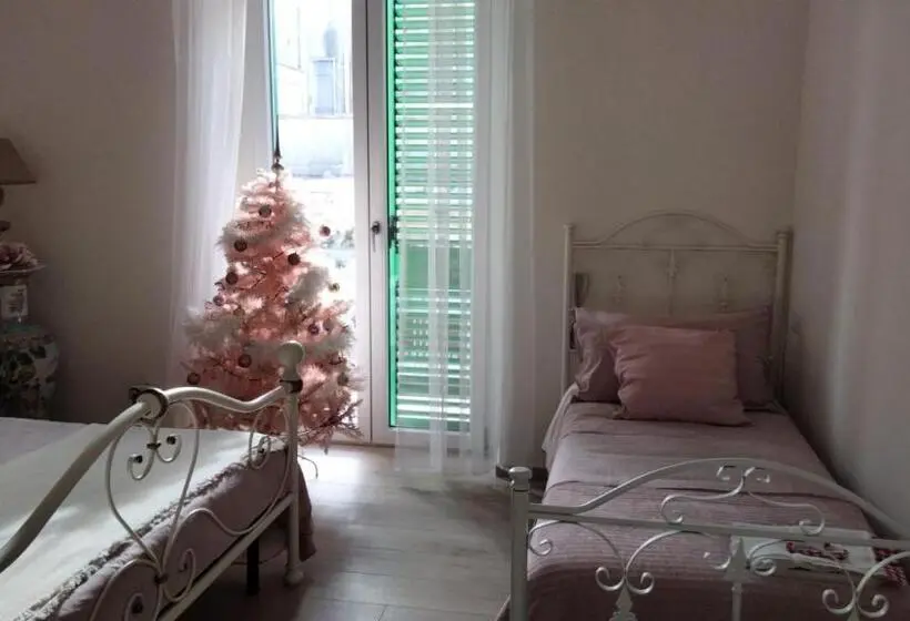 スタンダードトリプルルーム, La Fenice Luxury Home