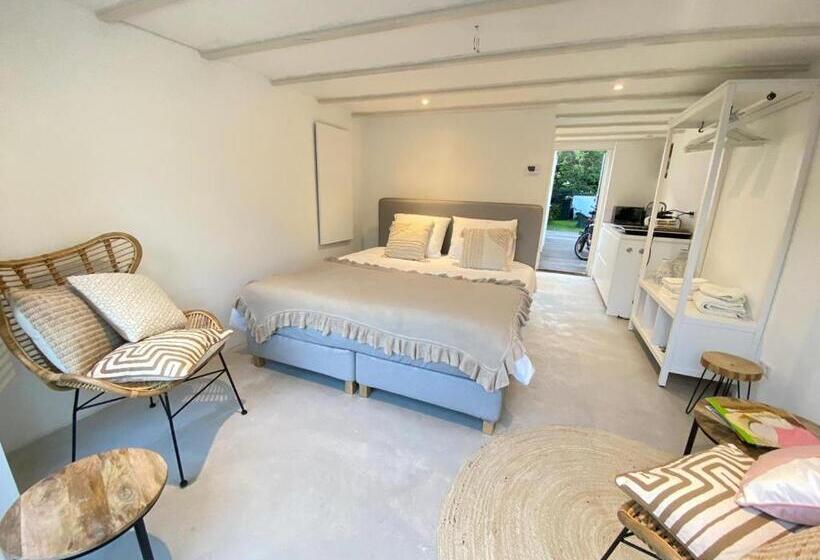 اتاق استاندارد با تراس, Tranquil Guest House