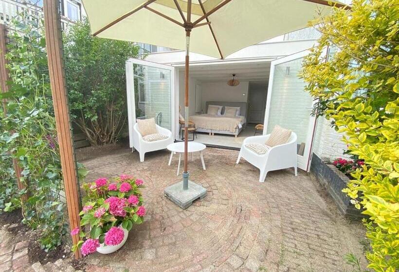 اتاق استاندارد با تراس, Tranquil Guest House