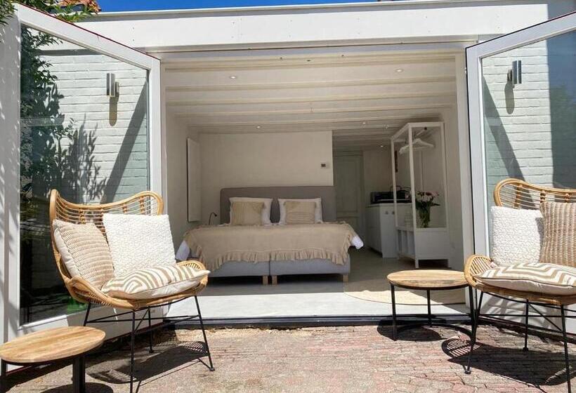 اتاق استاندارد با تراس, Tranquil Guest House