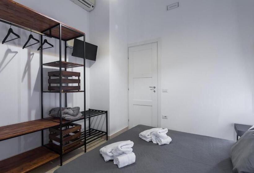 חדר סטנדרט, Vesuvio Plaza Room