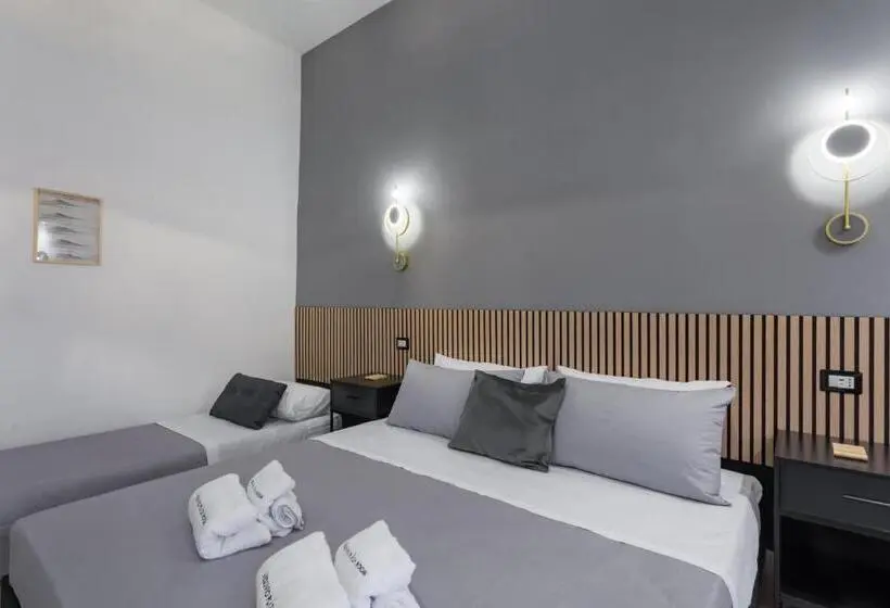 Standard Kolmen Hengen Huone, Vesuvio Plaza Room