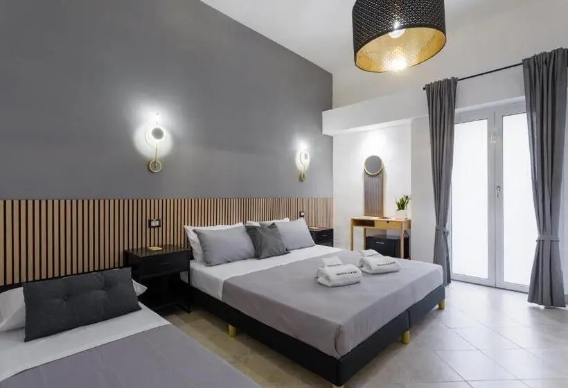 Standard Kolmen Hengen Huone, Vesuvio Plaza Room