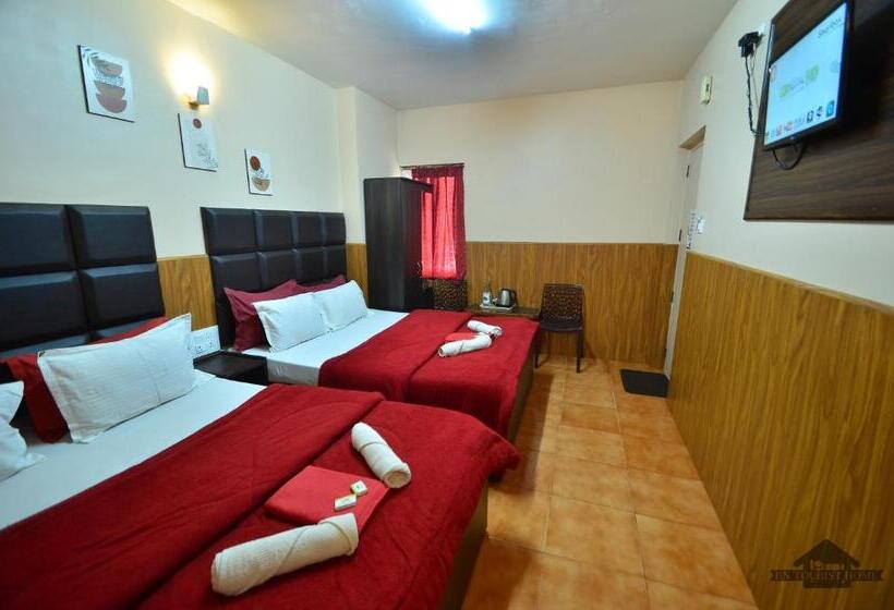 Habitació Quàdruple Estàndard, Bn Tourist Home