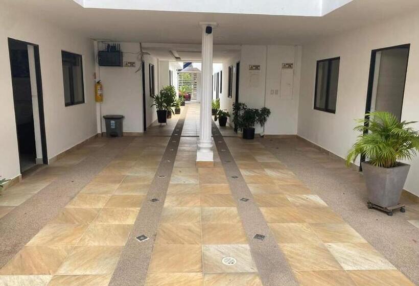 行政三人间, Deluxe Oasis De La Colina Boutique