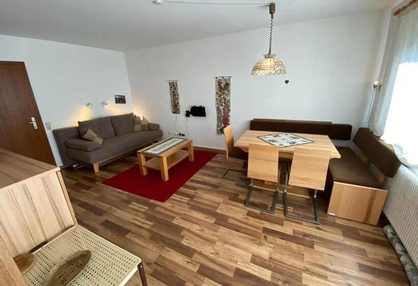 ２ベッドルームアパートメント, Familienunterkunft Im Ski  Und Wandergebiet