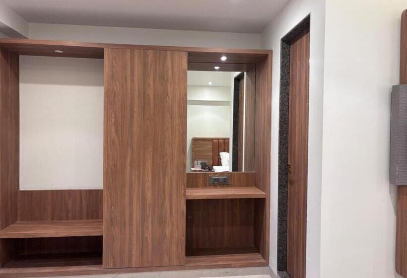 Номер Deluxe, Sai Ram Regency